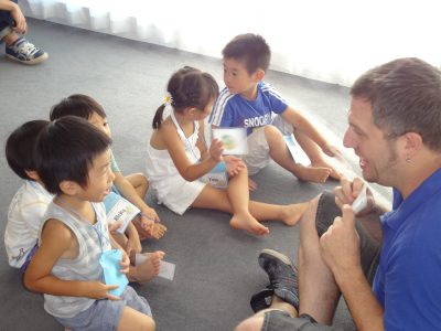 お月謝はシェアリング !? コミュニティ英会話 元住吉校