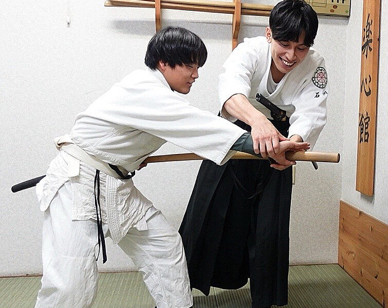 楽心館 本部道場（合気道･剣術/大東流/浅山/居合術)女性クラスあり