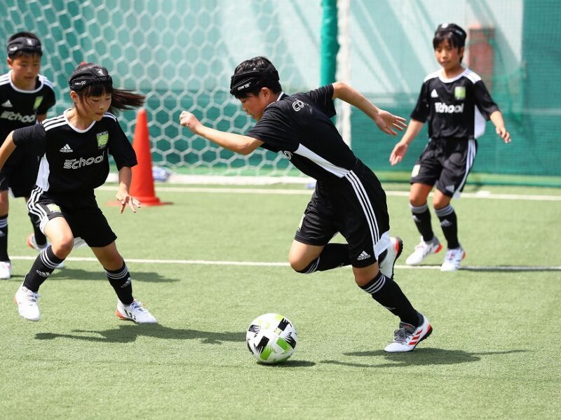 【千駄ヶ谷校】クーバー・コーチングでスター選手のプレーを身につけよう！